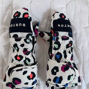 Burton leopard mittens- 2T